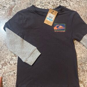 Quiksilver Boys Long Sleeve Graphic Tee | Tarmac | Size 5 | NWT